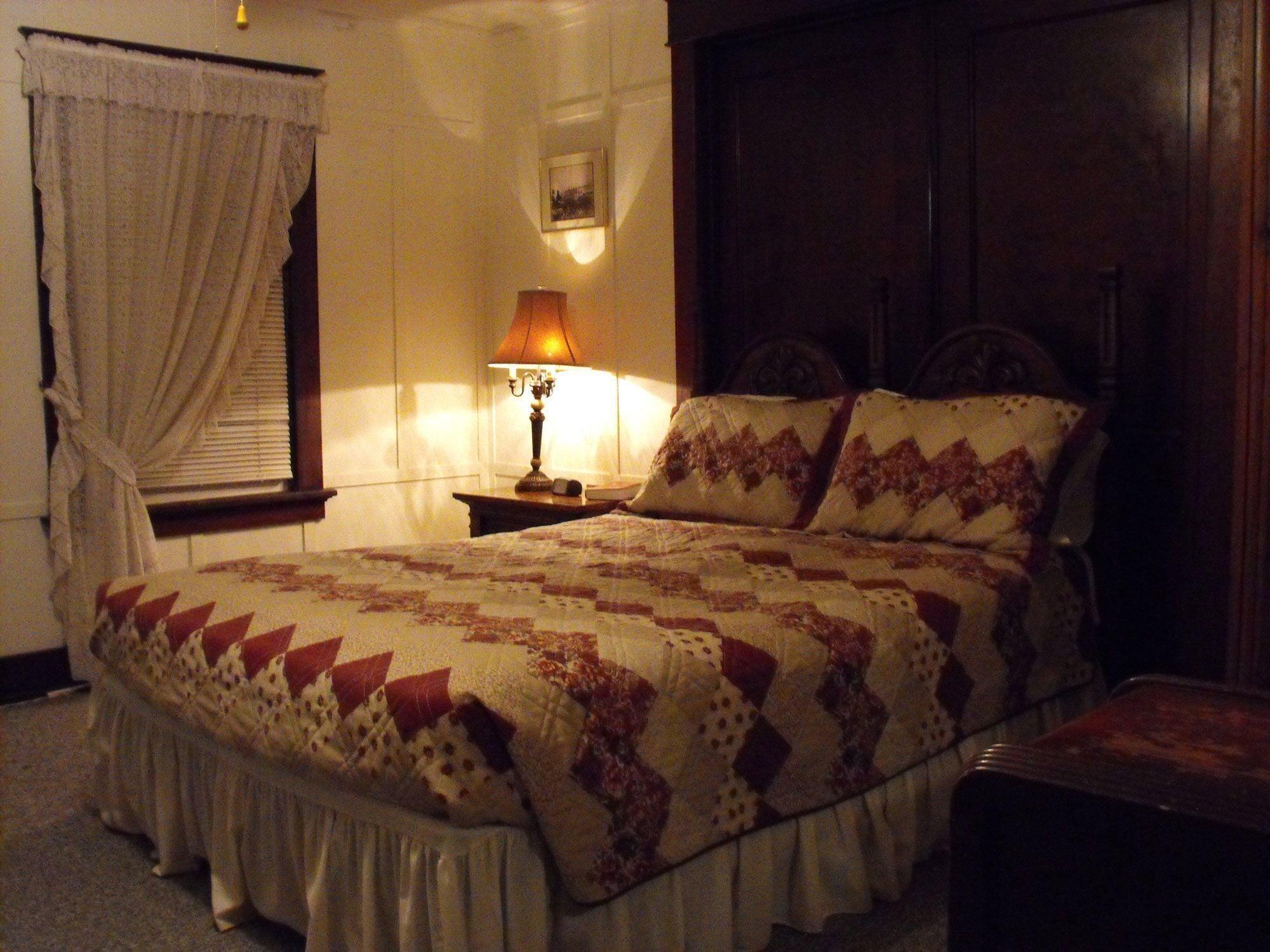Empire House Hotel Rising Sun Εξωτερικό φωτογραφία